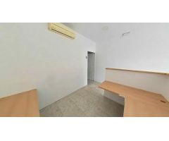 Se vende local en Barcelona
