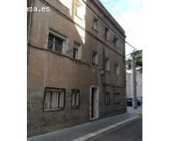 Se vende Piso en Sant Andreu de la Barca (Barcelona).