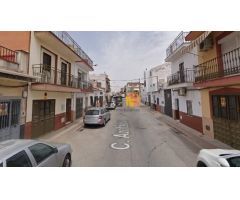 ATENCIÓN INVERSORES. Vivienda ocupada en Dos Hermanas