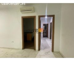 PISO EN SEGUNDA PLANTA EN PLENO CENTRO DE CORÍA DE RÍO