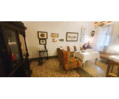 EDIFICIO COMPLETO A LA VENTA EN PLENO CENTRO DE SEVILLA