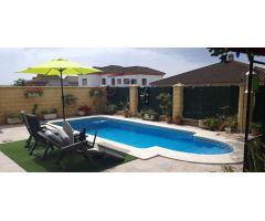 MAGNÍFICO CHALET INDEPENDIENTE EN SALTERAS..!!