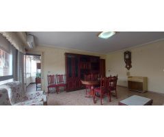 Piso a la venta en puerto de Sagunto, 4 hab, 2 baños, garaje.