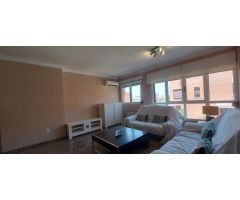 Piso a la venta en Puerto de Sagunto, 3 hab, 2 baño, piscina comunitaria, garaje.