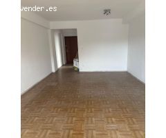 Zona norte San Joaquin vivienda sin muebles con aparcamiento privado en superficie.