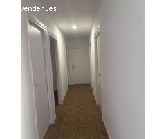 Zona norte San Joaquin vivienda sin muebles con aparcamiento privado en superficie.