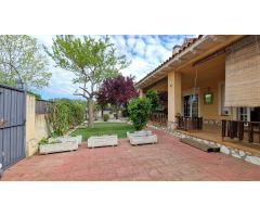Chalet en alquiler en Eurovillas