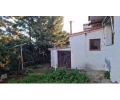 Se vende vivienda dividida en 10 apartamentos