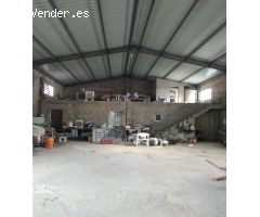 Se vende parcela con nave