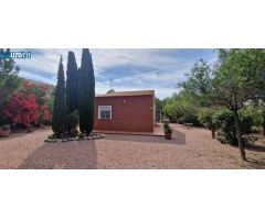 Se Vende Magnífico Chalet en Parcela Rústica de 10,280 m²