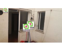Se vende piso en barrio del Oeste