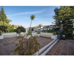 Chalet pareado en venta en Valdeolletas-Las Cancelas-Xarblanca- Marbella