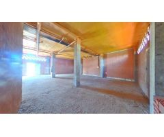 LOCAL COMERCIAL EN JOSE AGUADO- LEON