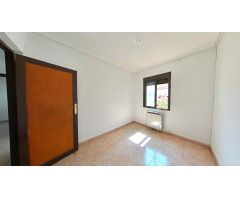 CASA CON PATIO EN SAHAGUN