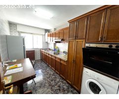 PISO CENTRICO CON GARAJE CERRADO Y TRASTERO CON BAÑO COMPLETO