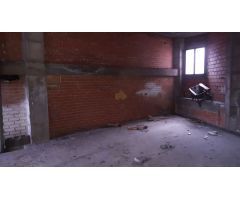 LOCAL COMERCIAL EN VILLABLINO