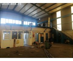 NAVE EN FLORES DEL SIL