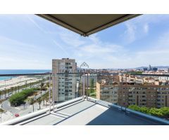 Piso en alquiler en 1º línea de mar con gran terraza en Illa de la Llum, Diagonal Mar, Barcelona.