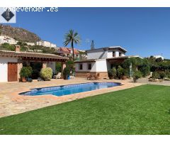 Finca - chalet en Alora