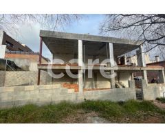 CASA A 3 VIENTOS EN EL PUEBLO
