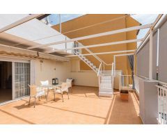 Espectacular ático tipo dúplex con una amplia terraza