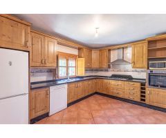 GR3829 - JATAR - VILLA CON TERRENO
