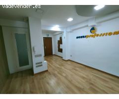 Tu nuevo despacho en Granada: reformado, exterior y junto al metro