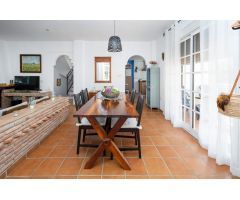 Genuina casa en venta en La Zubia (Granada)