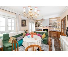 SE VENDE PISO EN COGOLLOS VEGA