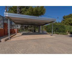 FANTASTICA VILLA DE 500 m2 CONSTRUIDOS PEÑA DE LAS AGUILAS SUELO URBANO