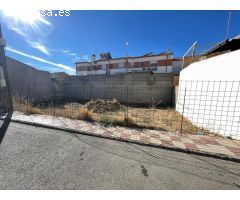 Magnifico solar urbano en el corazón de Otura, próximo a todos los servicios y comercios.