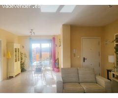 ÁTICO EXCLUSIVO CON VISTAS, TERRAZAS, PISCINA Y GARAJE – A 250 M DE LA PLAYA