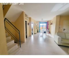 ÁTICO EXCLUSIVO CON VISTAS, TERRAZAS, PISCINA Y GARAJE – A 250 M DE LA PLAYA