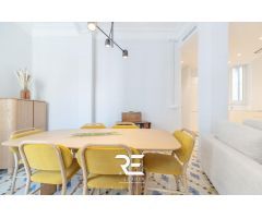 EXCELENTE VIVIENDA DE ALQUILER CON IMPRESIONANTE REFORMA EN RUZAFA !!