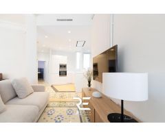 EXCELENTE VIVIENDA DE ALQUILER CON IMPRESIONANTE REFORMA EN RUZAFA !!