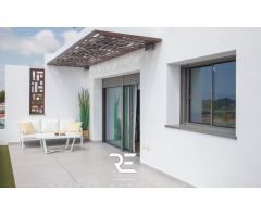 EXCLUSIVO DÚPLEX CON TRES GRANDES TERRAZAS EN FINESTRAT - URBANIZACIÓN GOLF BAHIA !!