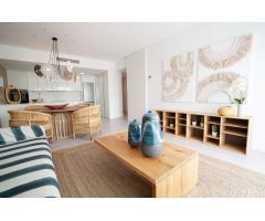 EXCLUSIVO DÚPLEX CON TRES GRANDES TERRAZAS EN FINESTRAT - URBANIZACIÓN GOLF BAHIA !!