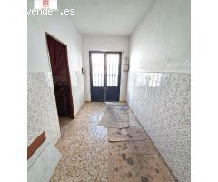MONTIJO, VIVIENDA EN VENTA PARA REFORMAR AMPLIA, CON MUCHAS POSIBLIDADES, LUMINOSA, ZONA TRANQUILA