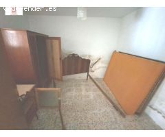 MONTIJO, VIVIENDA EN VENTA PARA REFORMAR AMPLIA, CON MUCHAS POSIBLIDADES, LUMINOSA, ZONA TRANQUILA
