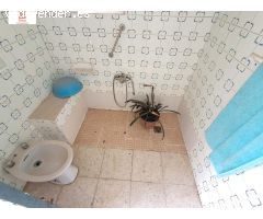 MONTIJO, VIVIENDA EN VENTA PARA REFORMAR AMPLIA, CON MUCHAS POSIBLIDADES, LUMINOSA, ZONA TRANQUILA