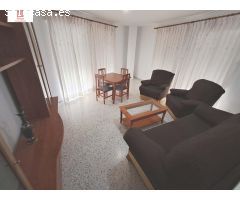 MONTIJO, PISO ALQUILER CENTRO, ASCENSOR, CLIMATIZADO Y CON TRASTERO, AMUEBLADO