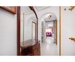 Estupendo apartamento céntrico de 2 dormitorios en Torrevieja