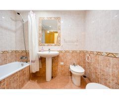 Apartamento de dos dormitorios a 300 metros de la playa