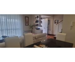 DÚPLEX EN VENTA EN URB. MIRADOR DE AGRIDULCE II, CON PISCINA COMUNITARIA.