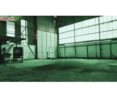 Industrial Madrid presenta esta gran nave industrial en venta.