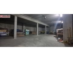 NAVE INDUSTRIAL A LA VENTA  EN ZONA DE GRAN CRECIMIENTO COMERCIAL
