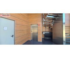 NAVE INDUSTRIAL A LA VENTA  EN ZONA DE GRAN CRECIMIENTO COMERCIAL