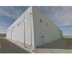Se vende nave industrial en el Poligono Los Molinos