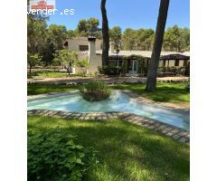ESPECTACULAR CHALET EN ALQUILER