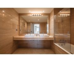 Piso en Venta en Benahavís, Málaga